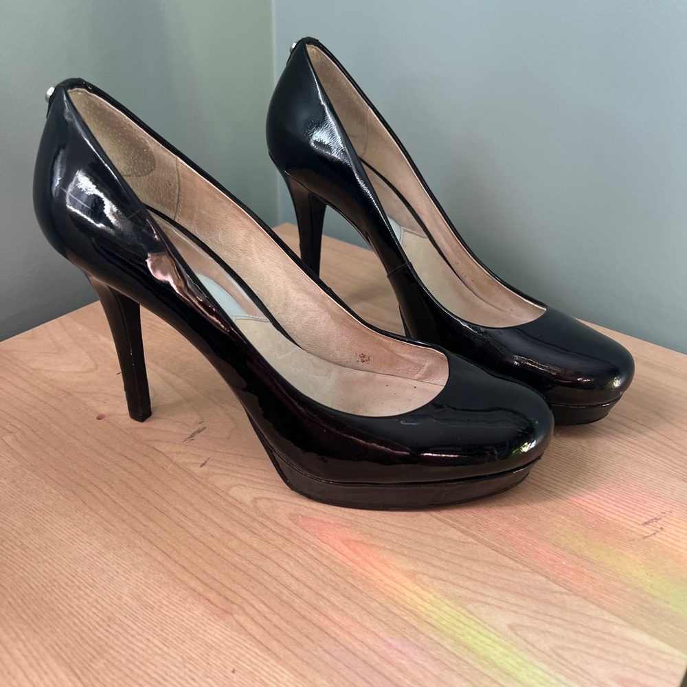 Michael Kors Shiny patent Black Heels